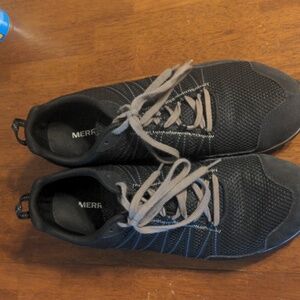 Merrell Men's Gray and Black Sneakers